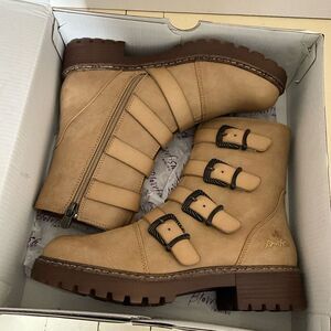 Brand New Blowfish Women’s 8 Cashew Brown Relph Local Sheriff Biker Boots